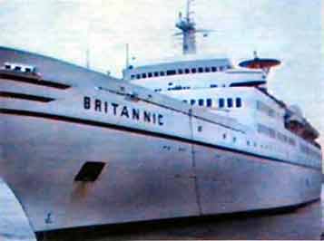 Maxim Gorki "gedoubelt "als Britannic